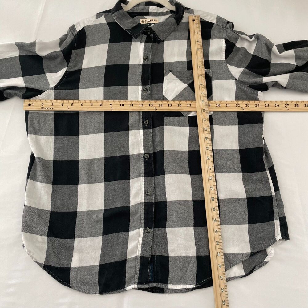 Magellan Outdoors Women’s 1X Black White Buffalo Plaid Button Up Shirt - Picture 4 of 8